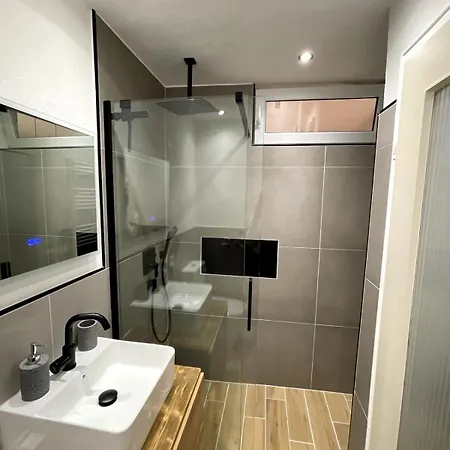 Apartment Cozy In Garmisch, Central, Mountain View